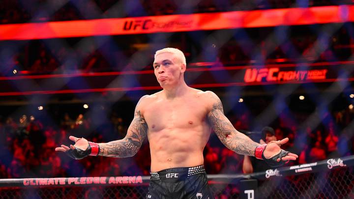 Mar 28, 2026; Seattle, Washington, USA; Navajo Stirling (red gloves) reacts after defeating Bruno Lopes (blue gloves) during UFC Fight Night at Climate Pledge Arena. Mandatory Credit: Steven Bisig-Imagn Images Mar 28, 2026; Seattle, Washington, USA; Navajo Stirling (red gloves) reacts after defeating Bruno Lopes (blue gloves) during UFC Fight Night at Climate Pledge Arena. Mandatory Credit: Steven Bisig-Imagn Images