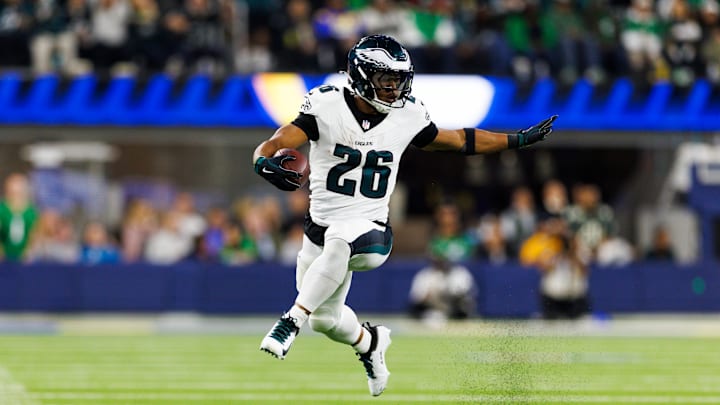 Philadelphia Eagles v Los Angeles Rams