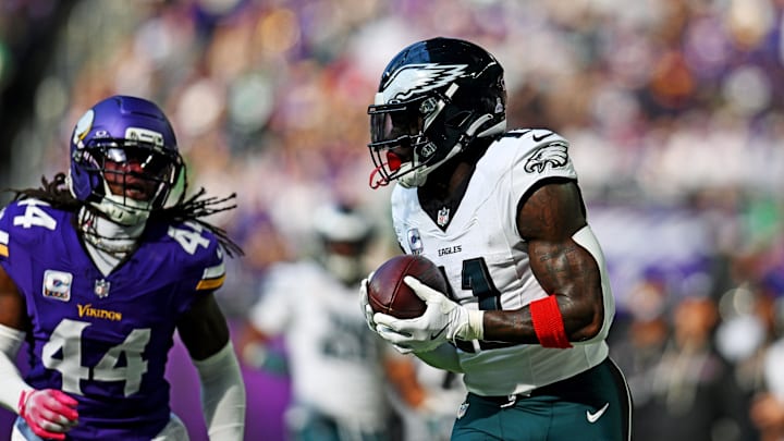 Oct 19, 2025; Minneapolis, Minnesota, USA; Philadelphia Eagles wide receiver A.J. Brown (11) makes a catch during the first half against the Minnesota Vikings at U.S. Bank Stadium. Mandatory Credit: Jeffrey Becker-Imagn Images Oct 19, 2025; Minneapolis, Minnesota, USA; Philadelphia Eagles wide receiver A.J. Brown (11) makes a catch during the first half against the Minnesota Vikings at U.S. Bank Stadium. Mandatory Credit: Jeffrey Becker-Imagn Images