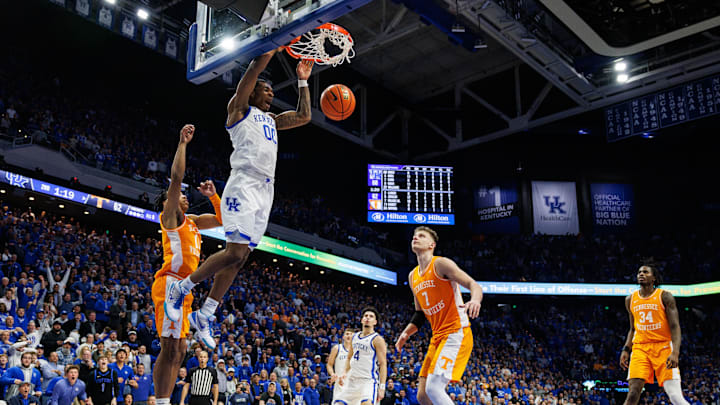 Feb 11, 2025; Lexington, Kentucky, USA; Kentucky Wildcats guard Otega Oweh (00) dunks the ball during the second half against the Tennessee Volunteers at Rupp Arena at Central Bank Center. Mandatory Credit: Jordan Prather-Imagn Images