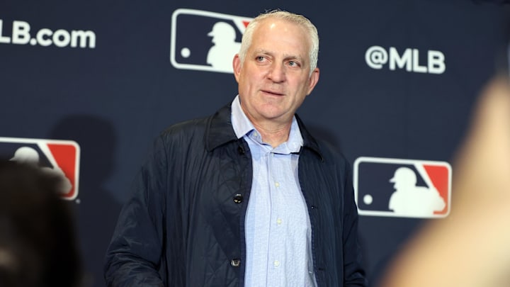 Dec 10, 2024; Dallas, TX, USA; Agent Joel Wolfe, agent for Roki Sasaki, speaks with the media at Hilton Anatole. Mandatory Credit: Tim Heitman-Imagn Images Dec 10, 2024; Dallas, TX, USA; Agent Joel Wolfe, agent for Roki Sasaki, speaks with the media at Hilton Anatole. Mandatory Credit: Tim Heitman-Imagn Images