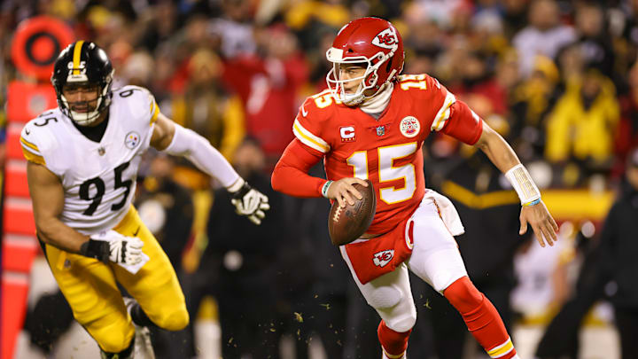 AFC Wild Card Playoffs - Pittsburgh Steelers v Kansas City Chiefs