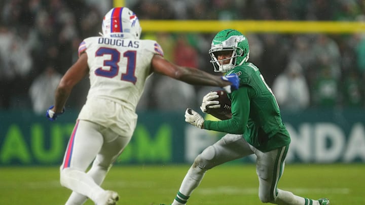 Buffalo Bills #31 Rasul Douglas, Philadelphia Eagles #6 Devonta Smith