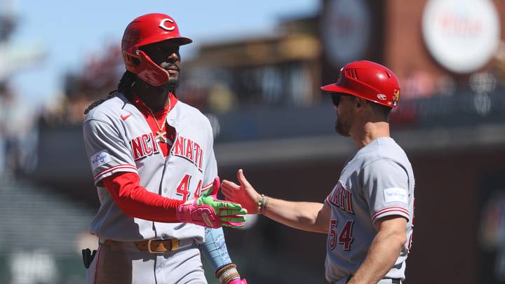 Aug 26, 2026; San Francisco, California, USA; Cincinnati Reds shortstop Elly de la Cruz (44) shakes hands with first base coach Collin Cowgill (54) after a hitting a single during the seventh inning against the San Francisco Giants at Oracle Park. Mandatory Credit: Sergio Estrada-Imagn Images Aug 26, 2026; San Francisco, California, USA; Cincinnati Reds shortstop Elly de la Cruz (44) shakes hands with first base coach Collin Cowgill (54) after a hitting a single during the seventh inning against the San Francisco Giants at Oracle Park. Mandatory Credit: Sergio Estrada-Imagn Images