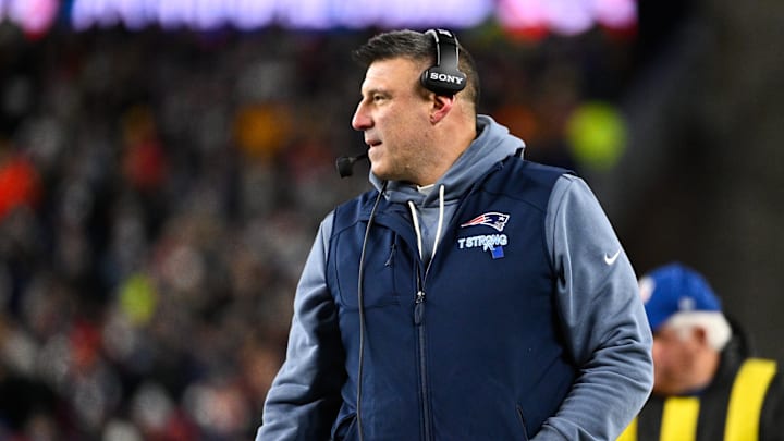 Jan 11, 2026; Foxborough, MA, USA; New England Patriots head coach Mike Vrabel looks on during the second quarter against the Los Angeles Chargers in an AFC Wild Card Round game at Gillette Stadium. Mandatory Credit: Eric Canha-Imagn Images Jan 11, 2026; Foxborough, MA, USA; New England Patriots head coach Mike Vrabel looks on during the second quarter against the Los Angeles Chargers in an AFC Wild Card Round game at Gillette Stadium. Mandatory Credit: Eric Canha-Imagn Images