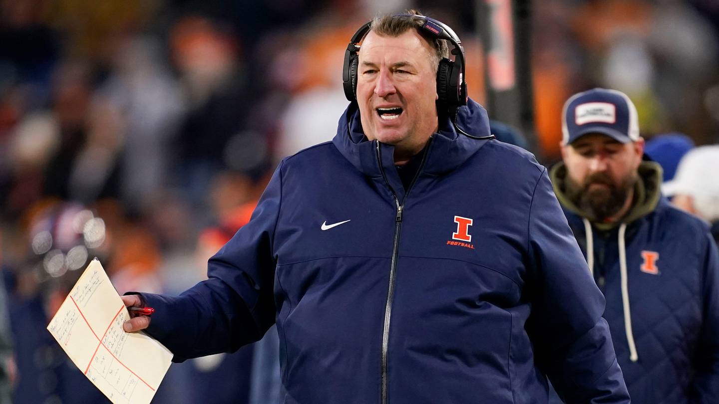 Illinois Football Signs Another JUCO Prospect in Deon Williams: What It Means