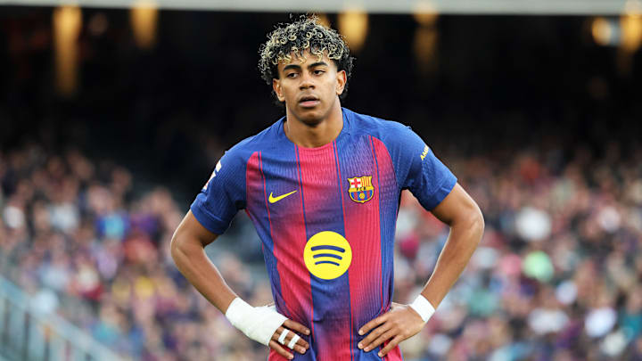 Lamine Yamal est annoncé titulaire au Barça.