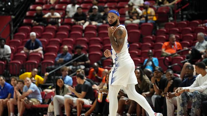 Jul 10, 2025; Las Vegas, NV, USA; Philadelphia 76ers forward Johni Broome (22) celebrates scoring against the San Antonio Spurs in the second quarter of their game at Thomas & Mack Center. Mandatory Credit: Candice Ward-Imagn Images Jul 10, 2025; Las Vegas, NV, USA; Philadelphia 76ers forward Johni Broome (22) celebrates scoring against the San Antonio Spurs in the second quarter of their game at Thomas & Mack Center. Mandatory Credit: Candice Ward-Imagn Images