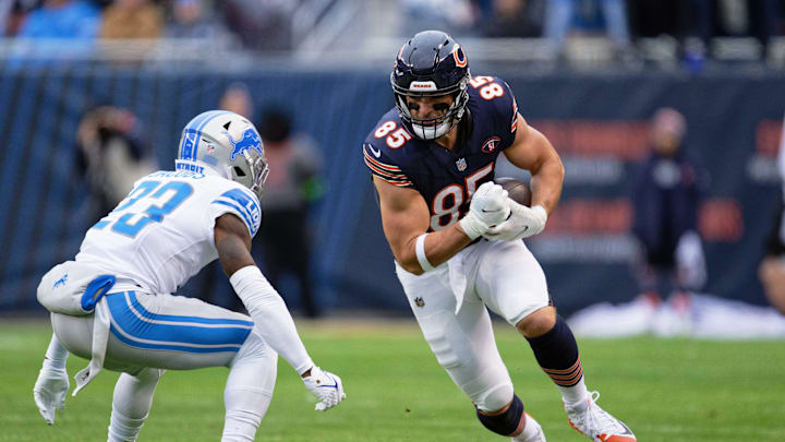 Cole Kmet drives upfield last year against Detroit. The next phase for the Bears in the passing game includes more yards after the catch. | Jamie Sabau Photo / USA TODAY Cole Kmet drives upfield last year against Detroit. The next phase for the Bears in the passing game includes more yards after the catch. | Jamie Sabau Photo / USA TODAY