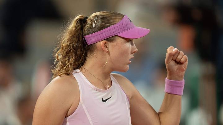 Andreeva scored an early break. Andreeva scored an early break.