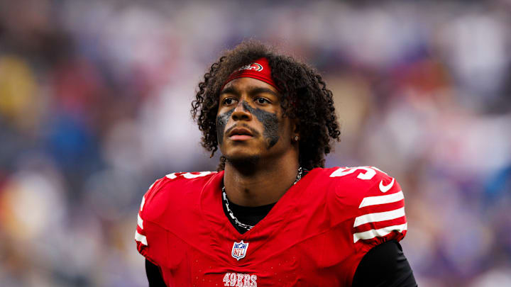 San Francisco 49ers v Los Angeles Rams