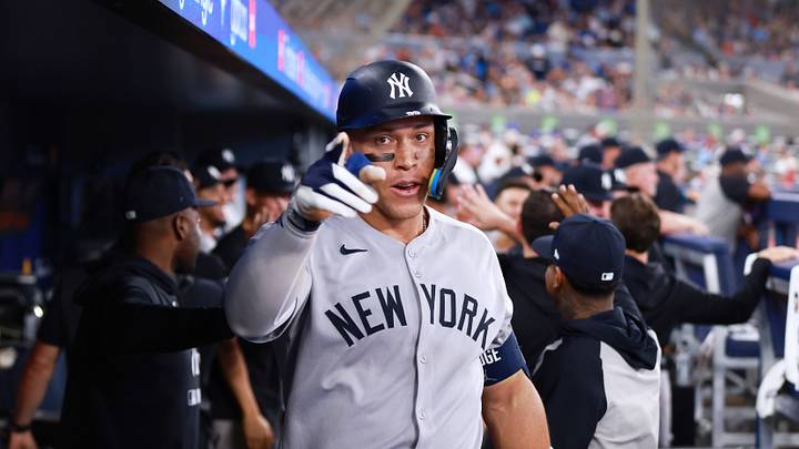 New York Yankees v Toronto Blue Jays New York Yankees v Toronto Blue Jays