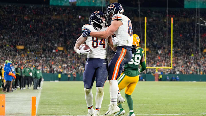 Dec 7, 2025; Green Bay, Wisconsin, USA; Chicago Bears tight end Colston Loveland (84) celebrates a touchdown in the fourth quarter against the Green Bay Packers at Lambeau Field. Mandatory Credit: Jeff Hanisch-Imagn Images Dec 7, 2025; Green Bay, Wisconsin, USA; Chicago Bears tight end Colston Loveland (84) celebrates a touchdown in the fourth quarter against the Green Bay Packers at Lambeau Field. Mandatory Credit: Jeff Hanisch-Imagn Images