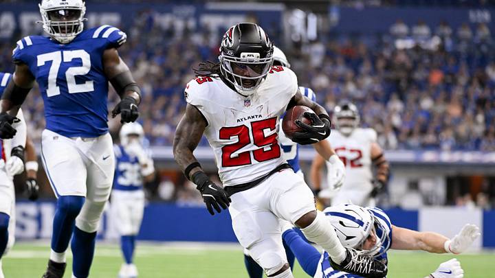 Aug 22, 2026; Indianapolis, Indiana, USA; Atlanta Falcons running back Tyler Goodson (25) runs for a touchdown against the Indianapolis Colts during the first half at Lucas Oil Stadium. Mandatory Credit: Robert Goddin-Imagn Images