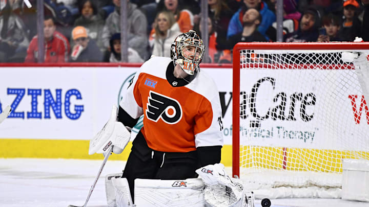 Jan 20, 2024; Philadelphia, Pennsylvania, USA; Philadelphia Flyers goalie Carter Hart (79) reacts after allowing a goal against the Colorado Avalanche in the first period at Wells Fargo Center. Mandatory Credit: Kyle Ross-Imagn Images Jan 20, 2024; Philadelphia, Pennsylvania, USA; Philadelphia Flyers goalie Carter Hart (79) reacts after allowing a goal against the Colorado Avalanche in the first period at Wells Fargo Center. Mandatory Credit: Kyle Ross-Imagn Images