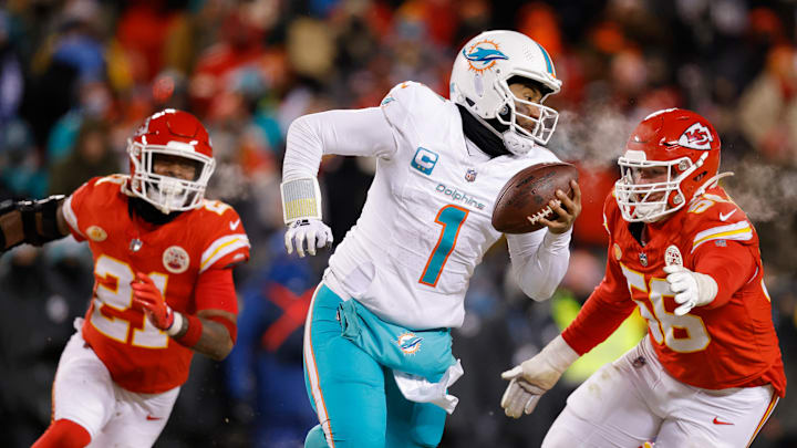 AFC Wild Card Playoffs - Miami Dolphins v Kansas City Chiefs