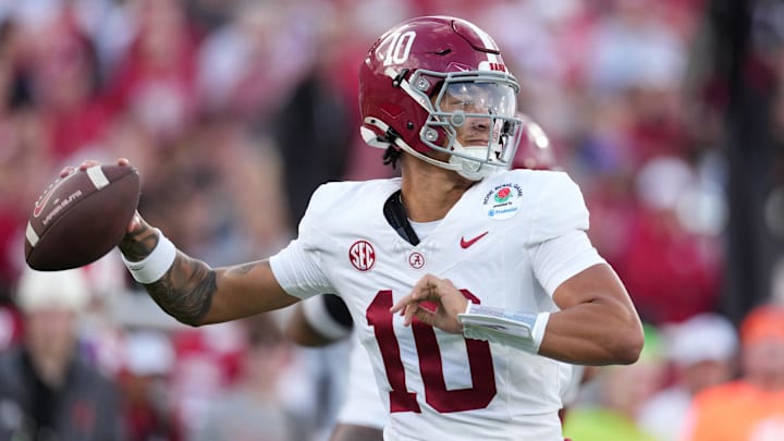 Alabama QB Austin Mack will likely find himself in an intense QB competition in fall camp for the Crimson Tide.