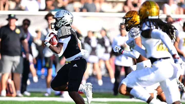 Jan 20, 2023; Honolulu, Hawaii, US; Team Mauka running back from New Caney high school Kedrick