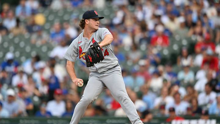 Aug 16, 2026; Chicago, Illinois, USA; St. Louis Cardinals pitcher Gordon Graceffo (44) pitches against the Chicago Cubs during the eighth inning at Wrigley Field. Mandatory Credit: Patrick Gorski-Imagn Images