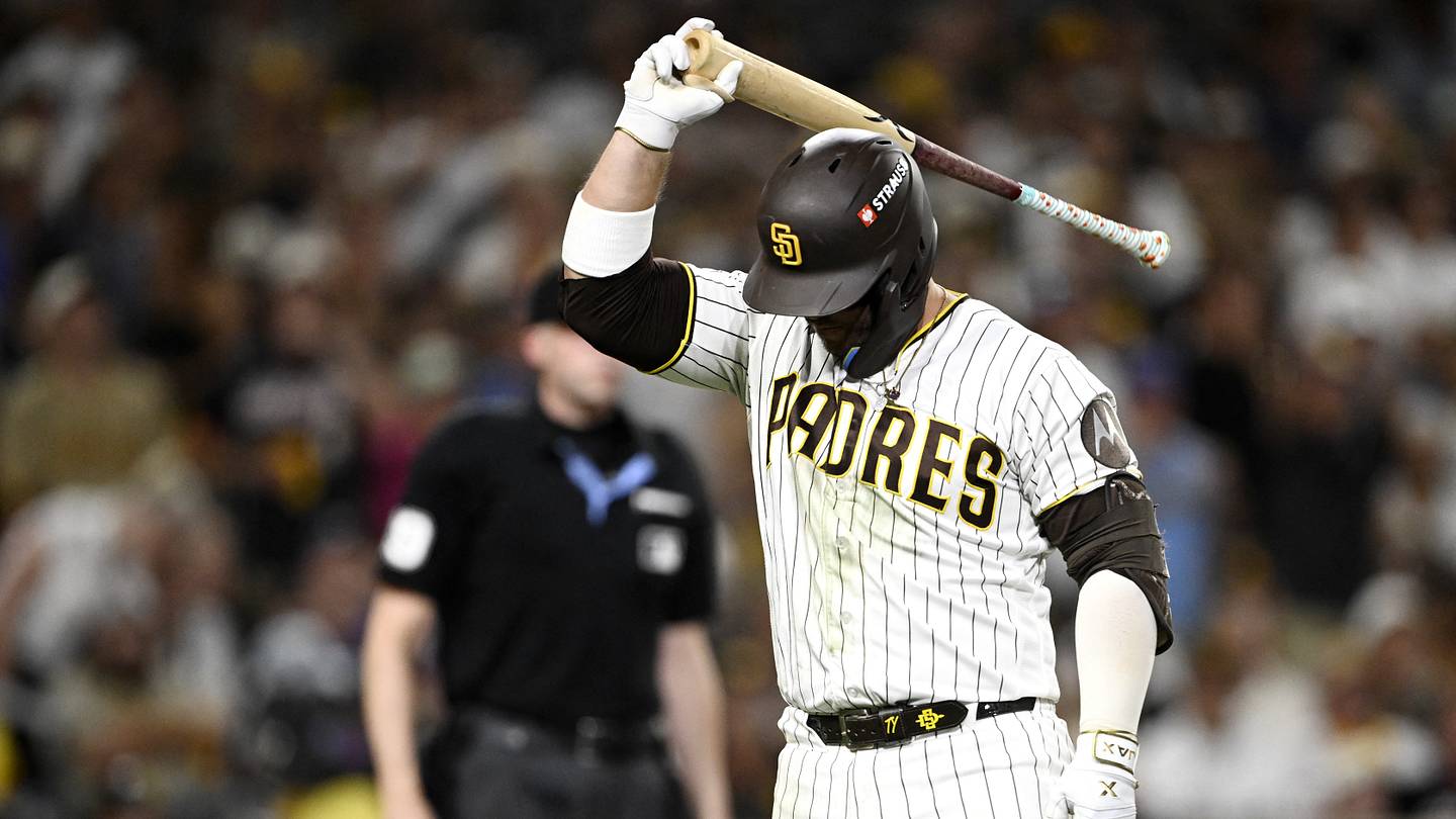 Padres Breakout Star Projected to Sign 3-Year, $49 Million Deal in Free Agency