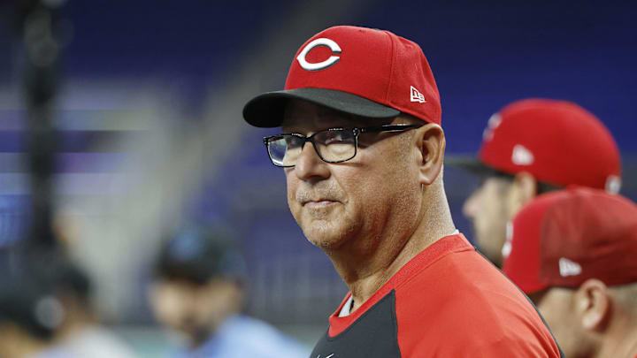 Apr 7, 2026; Miami, Florida, USA;  Cincinnati Reds manager Terry Francona (77) watches batting practice against the Miami Marlins at loanDepot Park. Mandatory Credit: Rhona Wise-Imagn Images