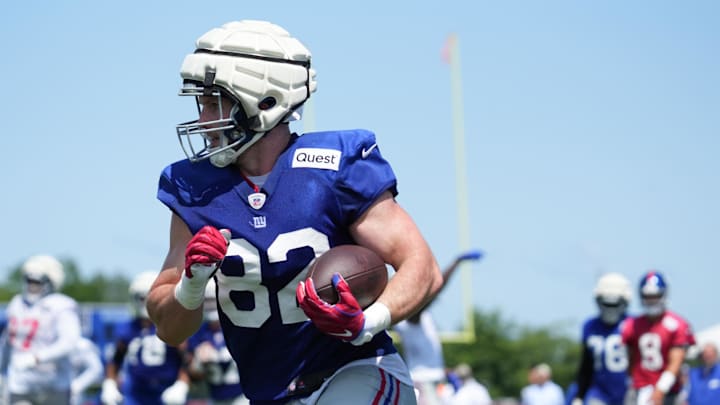 New York Giants tight end Daniel Bellinger New York Giants tight end Daniel Bellinger