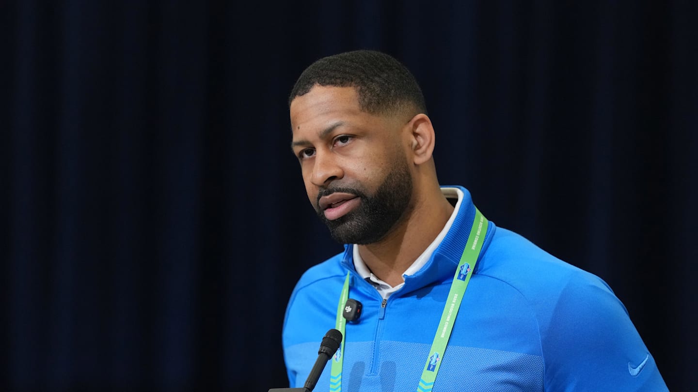 How Cleveland Browns Trading Back in 2026 NFL Draft Could Be Smartest Idea