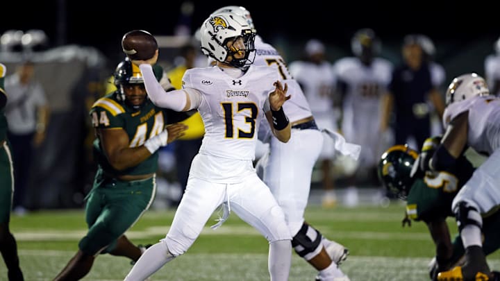 Towson Tigers quarterback Andrew Indorf (13)