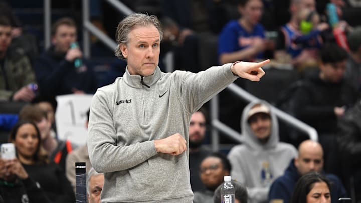 Feb 3, 2026; Washington, District of Columbia, USA; Washington Wizards head coach Brian Keefe points from the bench during a game against the New York Knicks during the first quarter at Capital One Arena. Mandatory Credit: Rafael Suanes-Imagn Images