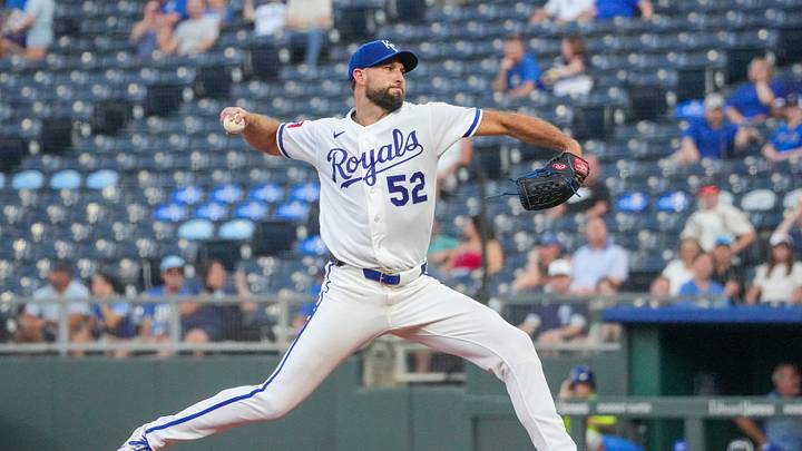 Sep 8, 2026; Kansas City, Missouri, USA; Kansas City Royals starting pitcher Michael Wacha (52) delivers a pitch against the Arizona Diamondbacks during the first inning at Kauffman Stadium. Mandatory Credit: Denny Medley-Imagn Images Sep 8, 2026; Kansas City, Missouri, USA; Kansas City Royals starting pitcher Michael Wacha (52) delivers a pitch against the Arizona Diamondbacks during the first inning at Kauffman Stadium. Mandatory Credit: Denny Medley-Imagn Images