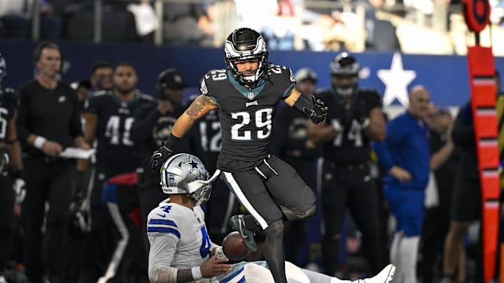 Dec 24, 2022; Arlington, Texas, USA; Philadelphia Eagles cornerback Avonte Maddox (29) tackles