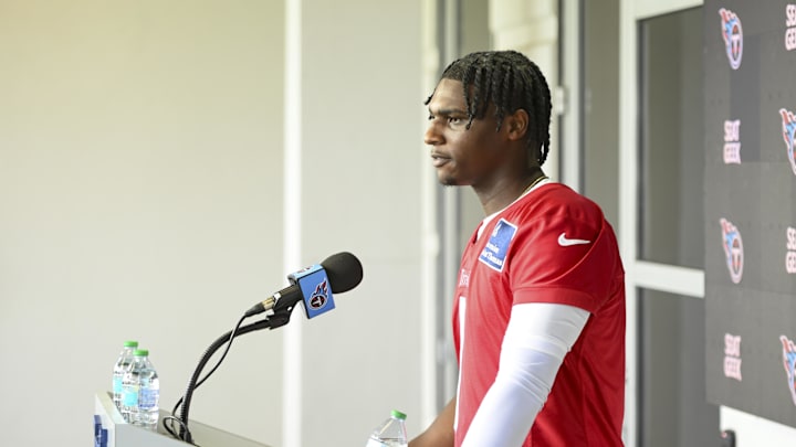 Tennessee Titans quarterback Cam Ward talks with reporters after his first day of rookie mini camp. Mandatory Credit: Steve Roberts-Imagn Images
