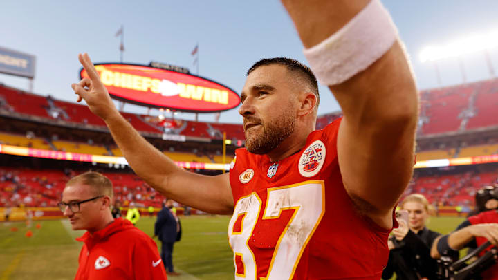 Los Angeles Chargers v Kansas City Chiefs