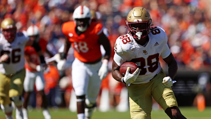 Oct 5, 2024; Charlottesville, Virginia, USA; Boston College Eagles tight end Kamari Morales (88) runs for touchdown after a catch during the second quarter against the Virginia Cavaliers at Scott Stadium. Mandatory Credit: Peter Casey-Imagn Images