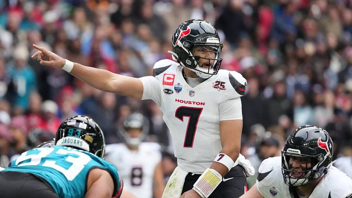 Oct 18, 2026; London, ENG; Houston Texans quarterback C.J. Stroud (7) gestures during the first half against the Jacksonville Jaguars at Wembley Stadium. Mandatory Credit: Kirby Lee-Imagn Images Oct 18, 2026; London, ENG; Houston Texans quarterback C.J. Stroud (7) gestures during the first half against the Jacksonville Jaguars at Wembley Stadium. Mandatory Credit: Kirby Lee-Imagn Images