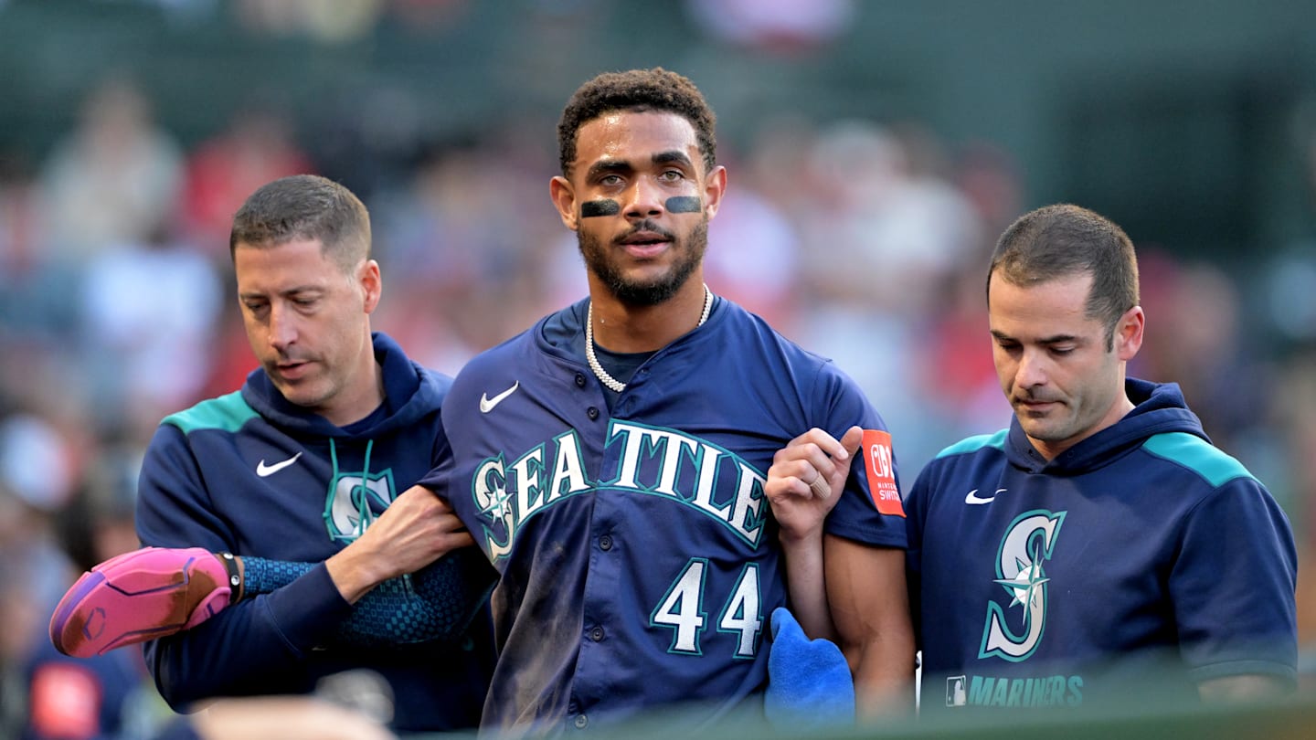 Julio Rodríguez injury news gives Mariners front office a wake-up call