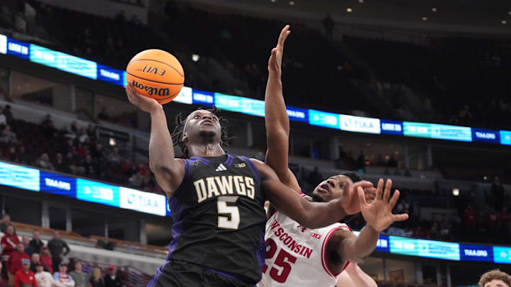 Mar 12, 2026; Chicago, IL, USA; Wisconsin Badgers guard John Blackwell (25) defends Washington Huskies guard Zoom Diallo (5) during the second half at United Center. Mandatory Credit: David Banks-Imagn Images Mar 12, 2026; Chicago, IL, USA; Wisconsin Badgers guard John Blackwell (25) defends Washington Huskies guard Zoom Diallo (5) during the second half at United Center. Mandatory Credit: David Banks-Imagn Images