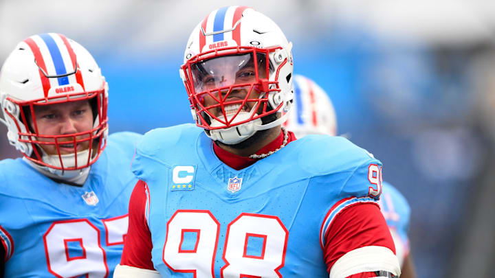 Jan 5, 2025; Nashville, Tennessee, USA; Tennessee Titans defensive tackle Jeffery Simmons (98) warms up before a game against the Houston Texans at Nissan Stadium. Mandatory Credit: Steve Roberts-Imagn Images Jan 5, 2025; Nashville, Tennessee, USA; Tennessee Titans defensive tackle Jeffery Simmons (98) warms up before a game against the Houston Texans at Nissan Stadium. Mandatory Credit: Steve Roberts-Imagn Images