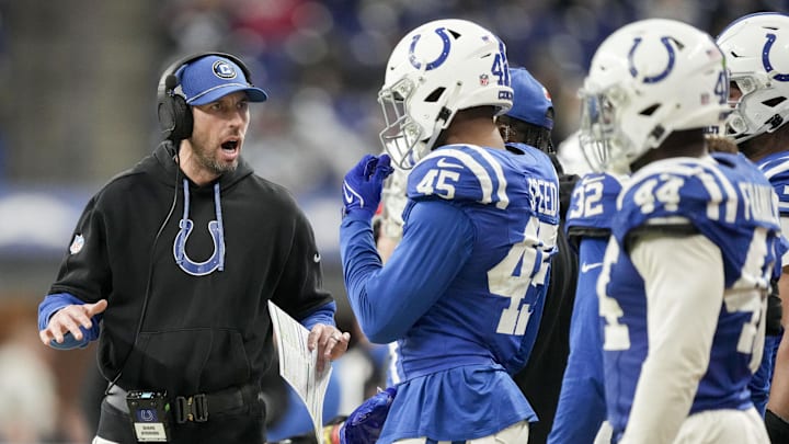 Jan 5, 2025; Indianapolis, Indiana, USA; Indianapolis Colts Head Coach Shane Steichen talks to the team during a game against the Jacksonville Jaguars at Lucas Oil Stadium. Mandatory Credit: Grace Hollars/USA TODAY Network via Imagn Images Jan 5, 2025; Indianapolis, Indiana, USA; Indianapolis Colts Head Coach Shane Steichen talks to the team during a game against the Jacksonville Jaguars at Lucas Oil Stadium. Mandatory Credit: Grace Hollars/USA TODAY Network via Imagn Images