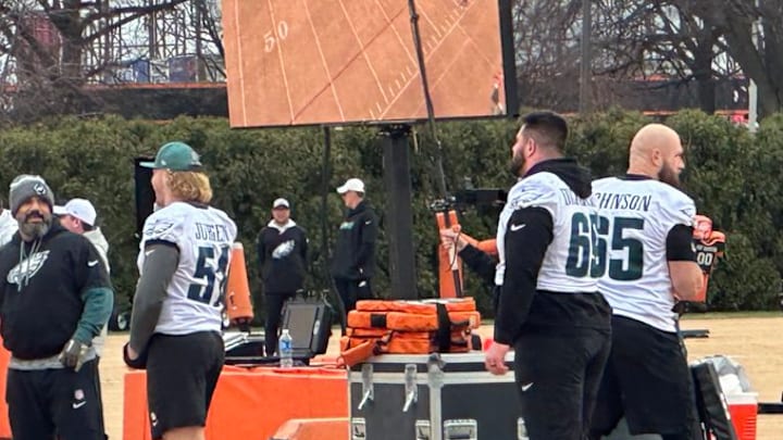 The Eagles OL was taking it easy on Dec. 18, 2024.