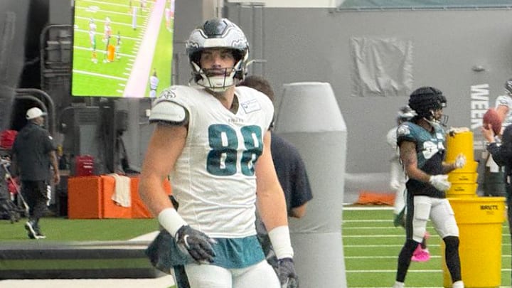 Dallas Goedert returned to practice on Wednesday, Sept. 17, at the NovaCare Complex.