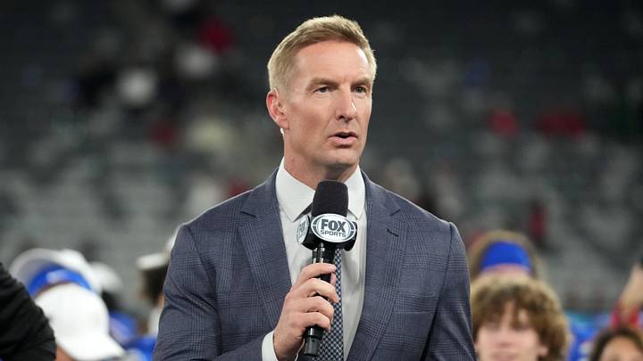 Fox Sports broadcaster Joel Klatt emcees the Holiday Bowl trophy presentation. Fox Sports broadcaster Joel Klatt emcees the Holiday Bowl trophy presentation.