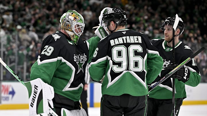 Dec 7, 2025; Dallas, Texas, USA; Dallas Stars goaltender Jake Oettinger (29) and right wing Mikko Rantanen (96) and center Radek Faksa (12) celebrate after the Stars defeat the Pittsburgh Penguins at American Airlines Center. Mandatory Credit: Jerome Miron-Imagn Images Dec 7, 2025; Dallas, Texas, USA; Dallas Stars goaltender Jake Oettinger (29) and right wing Mikko Rantanen (96) and center Radek Faksa (12) celebrate after the Stars defeat the Pittsburgh Penguins at American Airlines Center. Mandatory Credit: Jerome Miron-Imagn Images