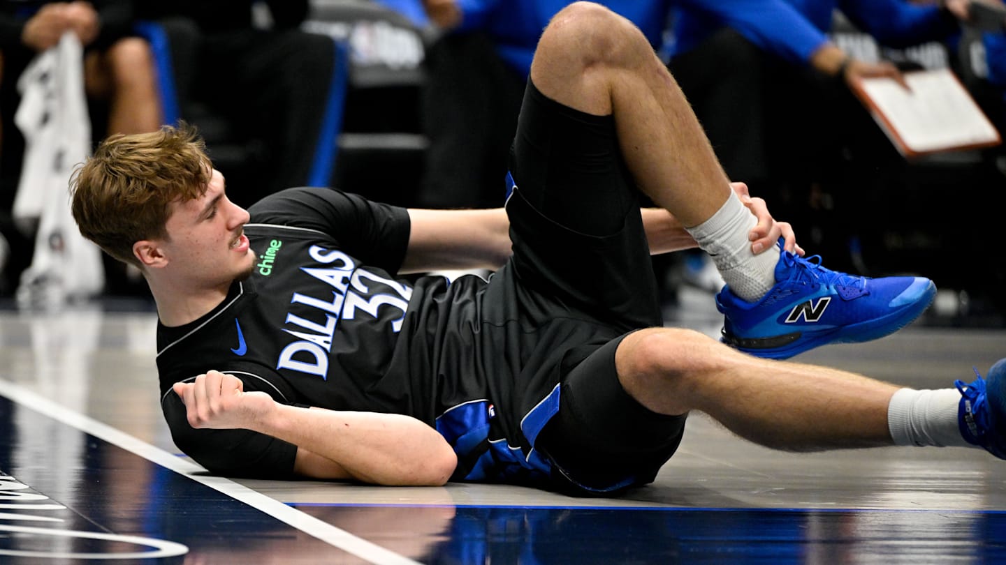 Cooper Flagg Leaves Mavericks Game Against Nuggets With Sprained Ankle