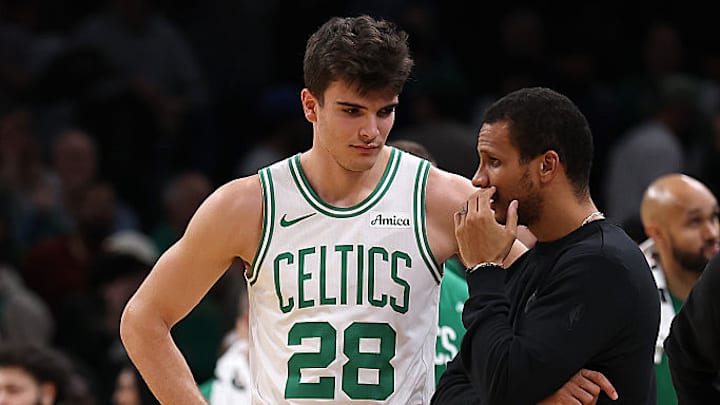 Hugo González, Joe Mazzulla