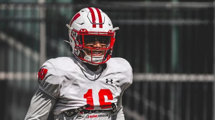 Wisconsin DB Amare Snowden Wisconsin DB Amare Snowden