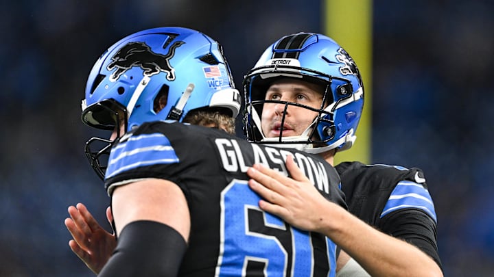 Nov 23, 2025; Detroit, Michigan, USA; Detroit Lions quarterback Jared Goff (16) greets offensive linemen Graham Glasgow (60) before the game against the New York Giants at Ford Field. Mandatory Credit: Lon Horwedel-Imagn Images Nov 23, 2025; Detroit, Michigan, USA; Detroit Lions quarterback Jared Goff (16) greets offensive linemen Graham Glasgow (60) before the game against the New York Giants at Ford Field. Mandatory Credit: Lon Horwedel-Imagn Images