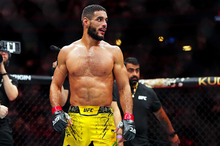 UFC unveils head-scratching main event for Las Vegas Fight Night card