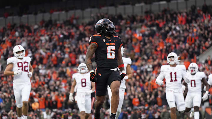 Nov 11, 2023; Corvallis, Oregon, USA; Oregon State Beavers running back Damien Martinez (6) runs