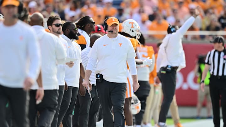 Cheez-It Citrus Bowl - Iowa v Tennessee